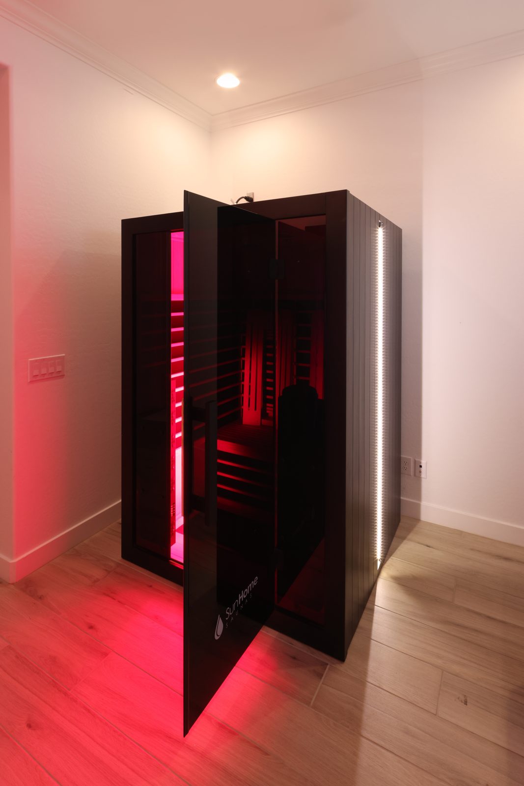 Sun Home Eclipse 2-Person Red Light + Infrared sauna